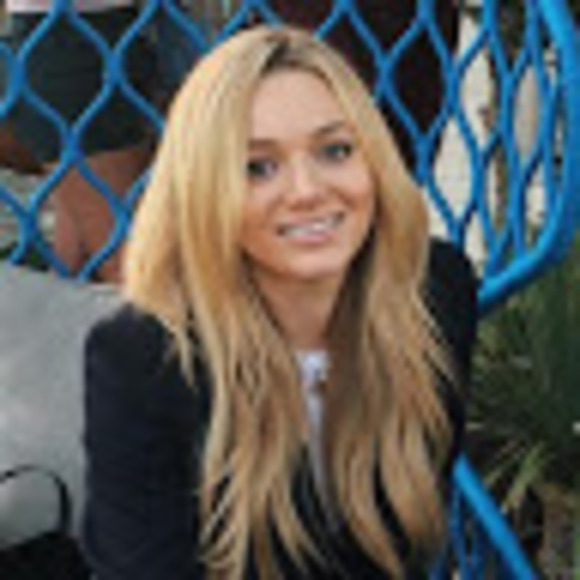 Meet your Posher, Quinn - Picture 1 of 1